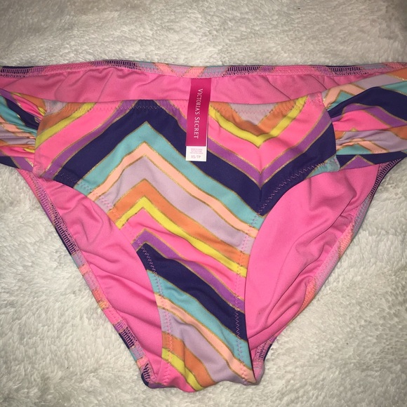 Victoria’s Secret bikini!! - Picture 6 of 6